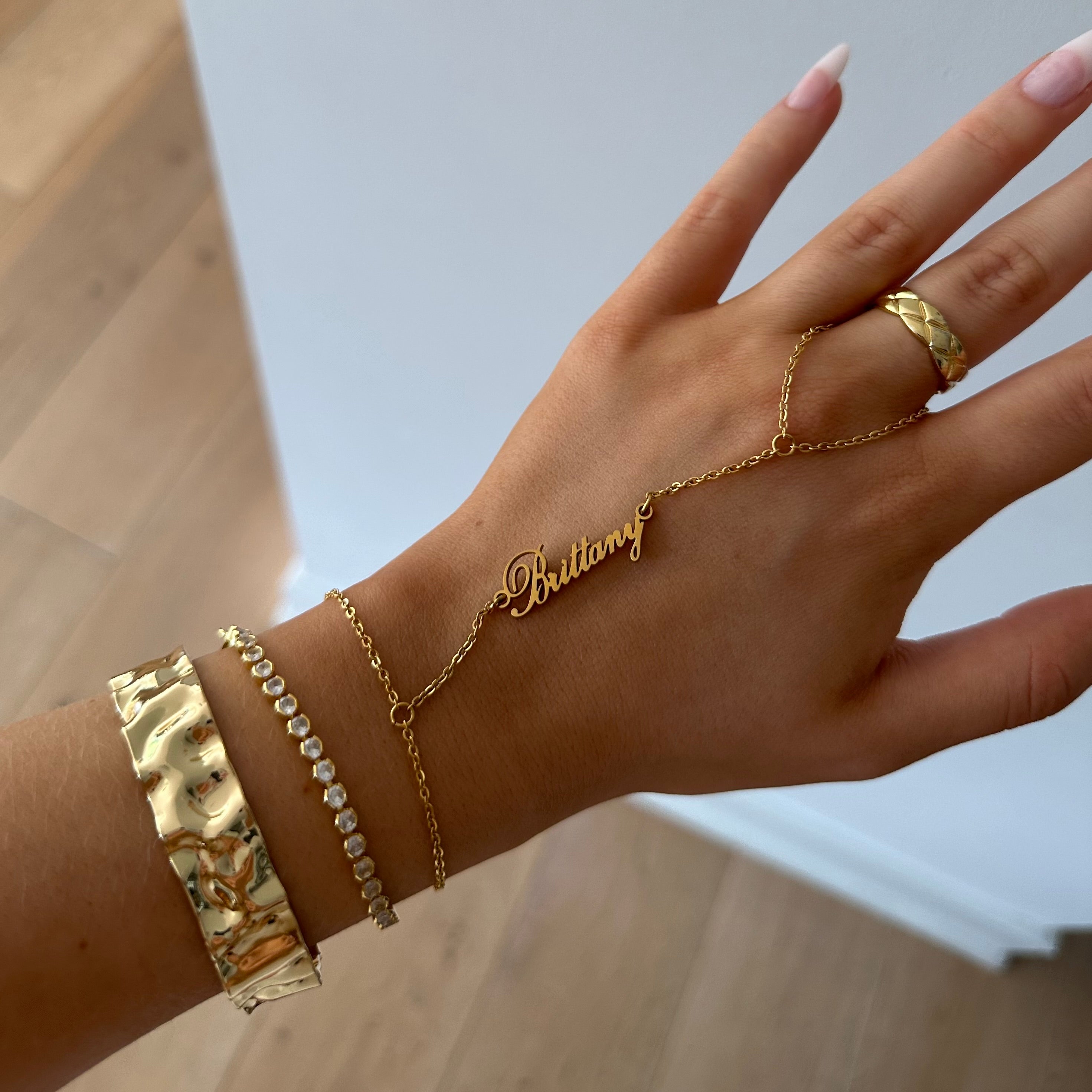 Custom/Personalized Name Plate Hand Chain