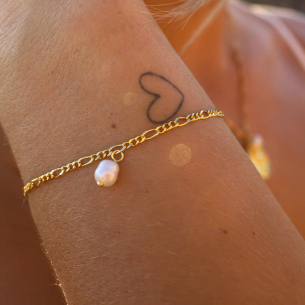 Pearl Whisper Bracelet